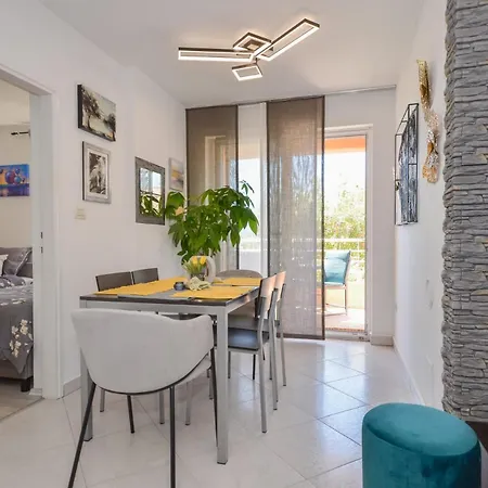 Kiki Apartment Rabac